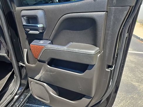 Used 2019 GMC Sierra 1500 SLE w/ Black Pack AWD/4WD image 36