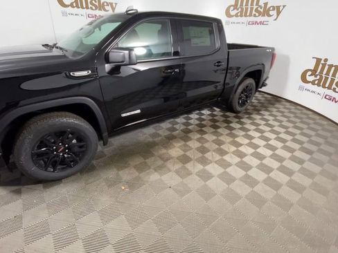 Used 2026 GMC Sierra 1500 Elevation image 4