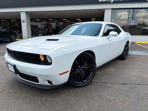 Used 2018 Dodge Challenger SXT Plus RWD image 1