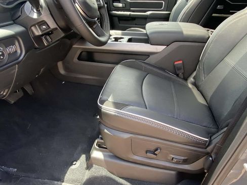 New 2026 RAM 2500 Laramie AWD/4WD image 42