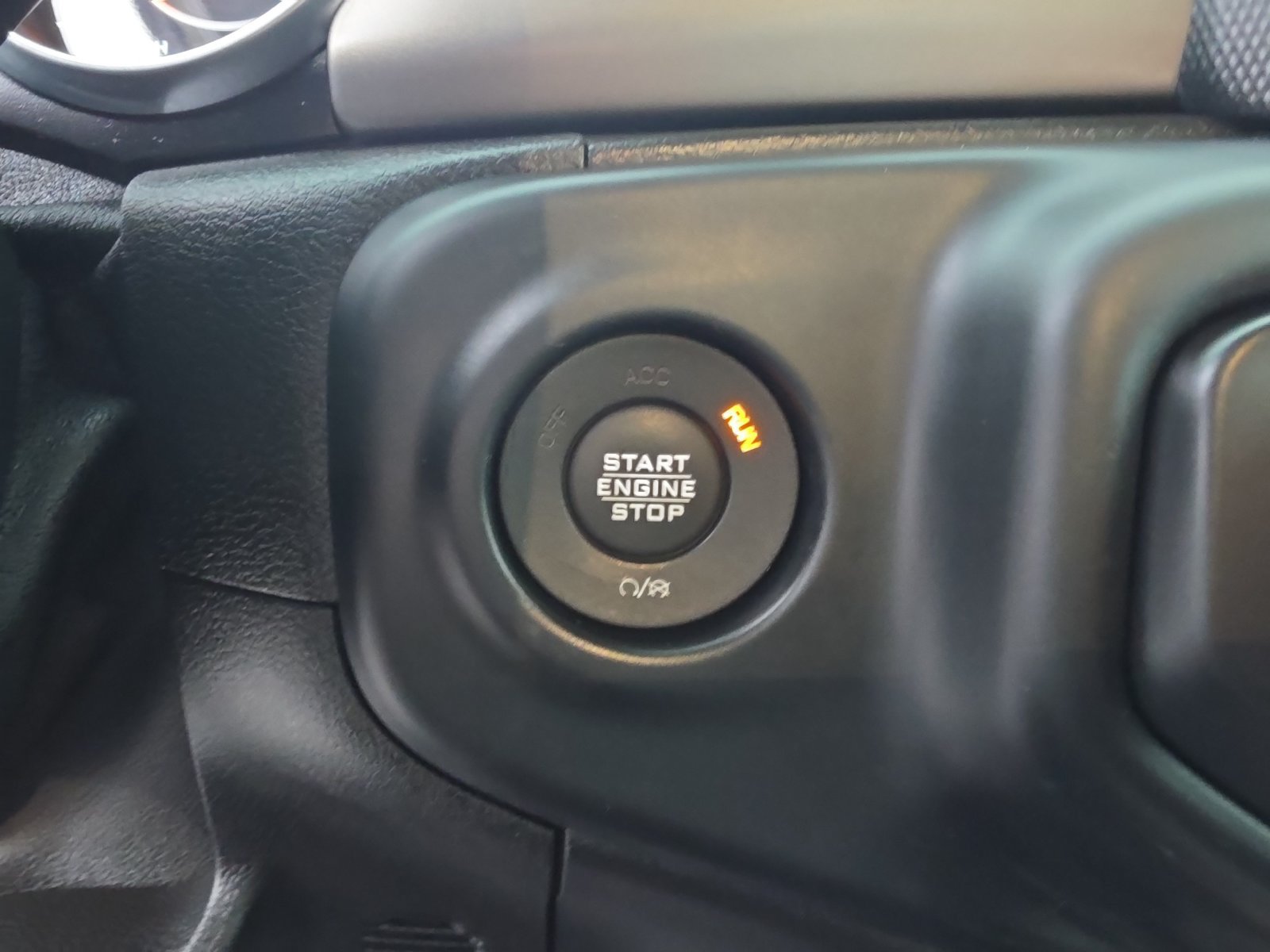 Used 2019 Jeep Wrangler Unlimited Sport S AWD/4WD image 24