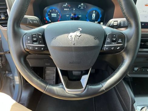Used 2025 Ford Bronco Sport Outer Banks w/ Outer Banks Tech Package+ AWD/4WD image 19
