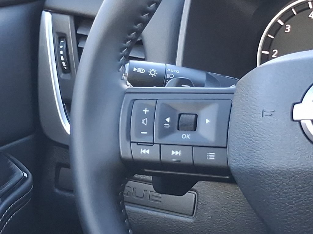 New 2026 Nissan Rogue SV FWD image 11