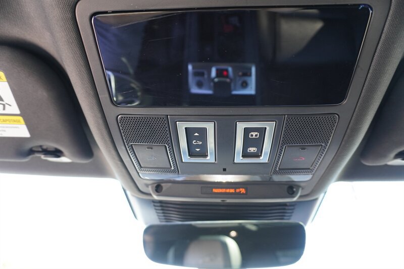 Used 2022 Jaguar F-PACE S AWD/4WD image 19