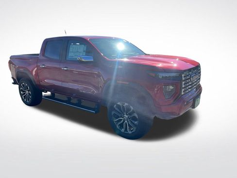 New 2026 GMC Canyon Denali AWD/4WD image 9