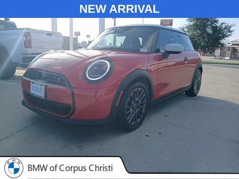 Used 2025 MINI Cooper S FWD image 3