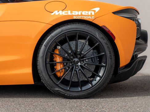 New 2026 McLaren Artura image 19