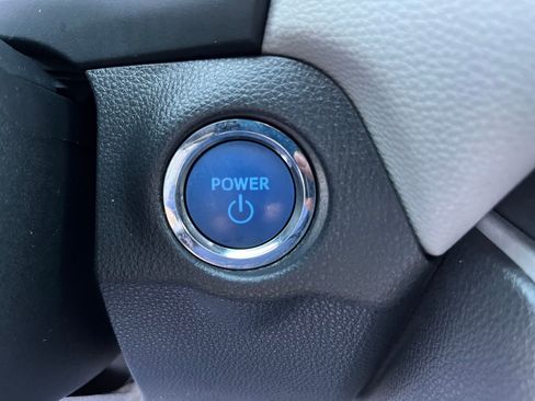 Used 2022 Toyota RAV4 Limited w/ Limited Grade Weather Package AWD/4WD image 18