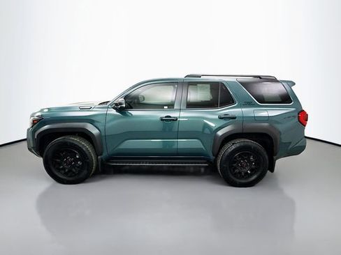 Used 2025 Toyota 4Runner 4WD image 4