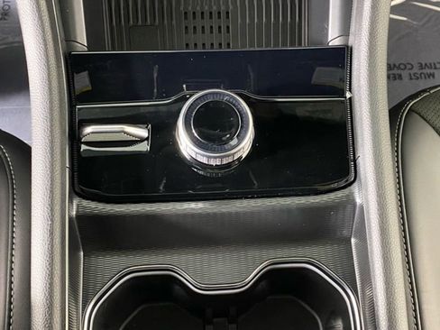 New 2026 Jeep Grand Cherokee Altitude AWD/4WD image 28