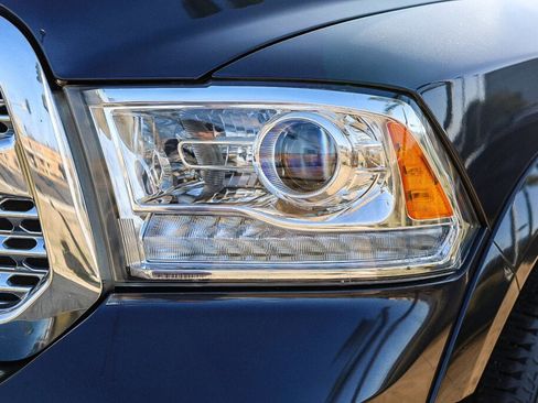 Used 2016 RAM 1500 Laramie w/ Convenience Group image 22