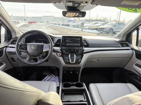 Used 2023 Honda Odyssey Touring image 20