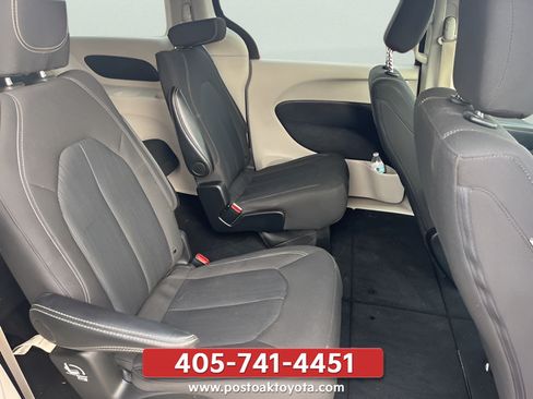 Used 2024 Chrysler Voyager LX FWD image 19