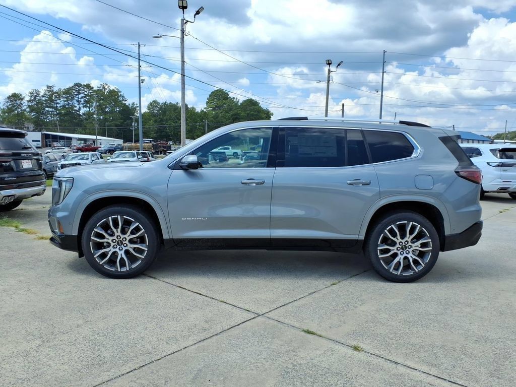New 2026 GMC Acadia Denali Ultimate AWD/4WD image 4