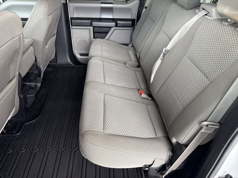 Used 2019 Ford F150 XLT w/ Equipment Group 302A Luxury image 9