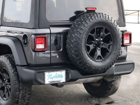 Used 2022 Jeep Wrangler Unlimited Sport image 7