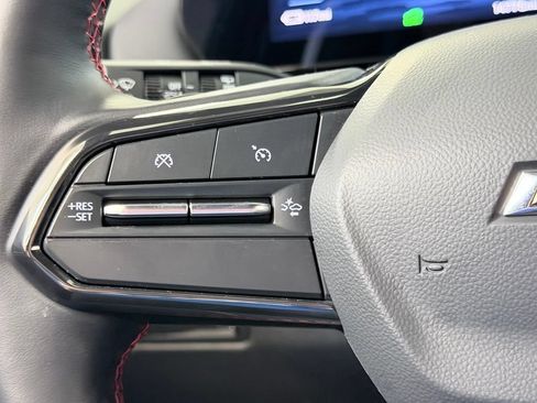 Used 2024 Chevrolet Equinox EV RS FWD image 44