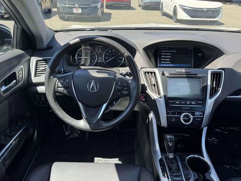 Used 2020 Acura TLX FWD image 33