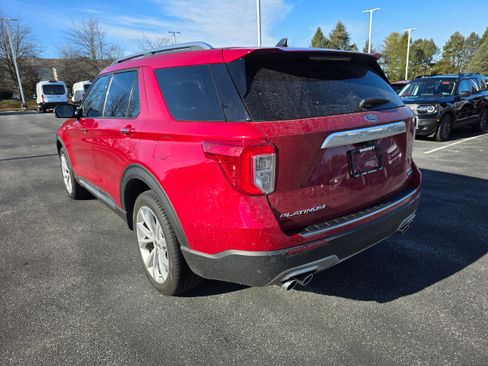 Certified 2023 Ford Explorer Platinum w/ Equipment Group 601A image 3