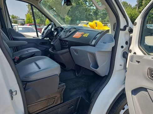 Used 2018 Ford Transit 250 138 RWD image 16