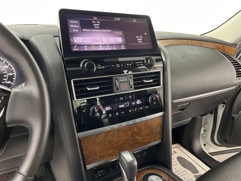 Used 2024 Nissan Armada SL w/ Captain's Chairs Package RWD image 26