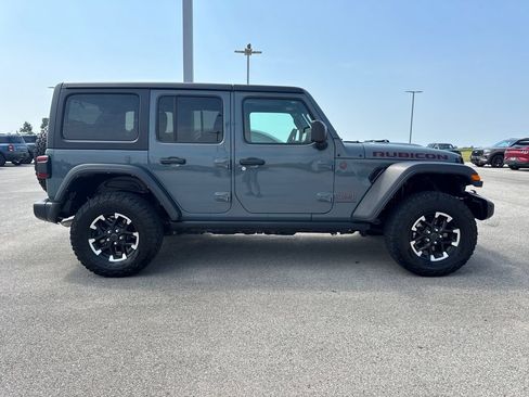 Used 2025 Jeep Wrangler Unlimited Rubicon AWD/4WD image 11