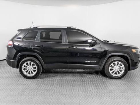 Used 2020 Jeep Cherokee Latitude AWD/4WD image 8