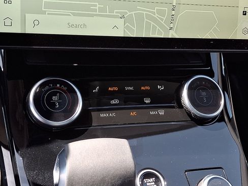 Used 2023 Land Rover Range Rover Sport SE image 21