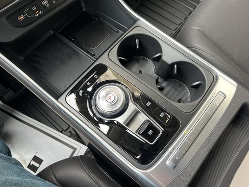 New 2026 Kia Carnival EX image 27