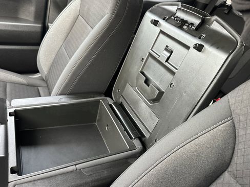 Certified 2024 Chevrolet Silverado 1500 Custom w/ Turbomax Blackout Package image 31