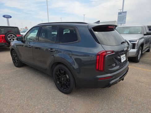 Used 2022 Kia Telluride SX w/ SX Prestige Package AWD/4WD image 6