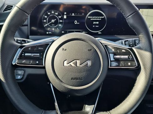 New 2026 Kia Seltos SX w/ SX Sunroof Package image 25