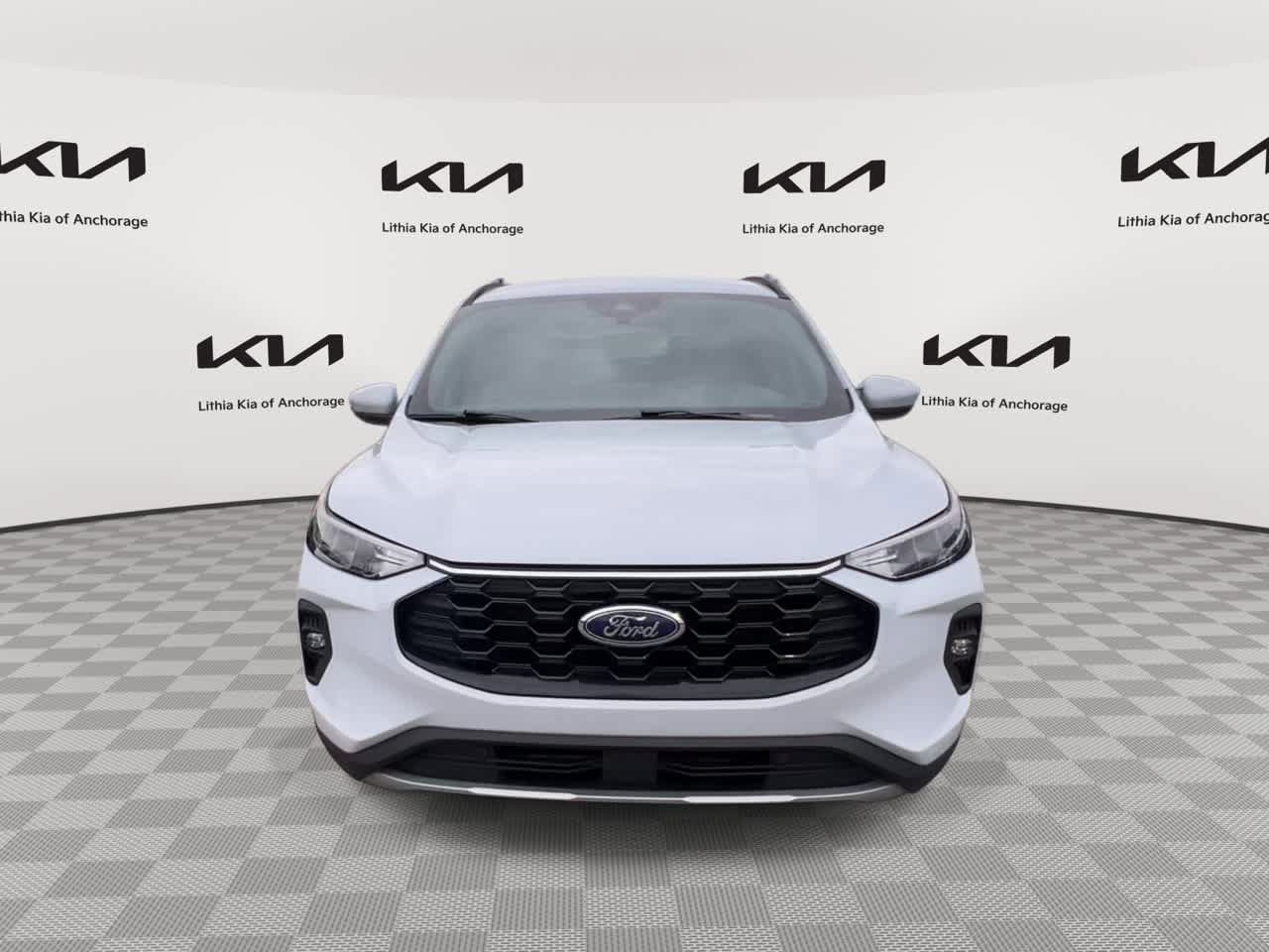 Used 2025 Ford Escape ST-Line Select AWD/4WD image 4