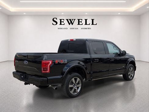 Used 2017 Ford F150 Lariat w/ Equipment Group 502A Luxury AWD/4WD image 4