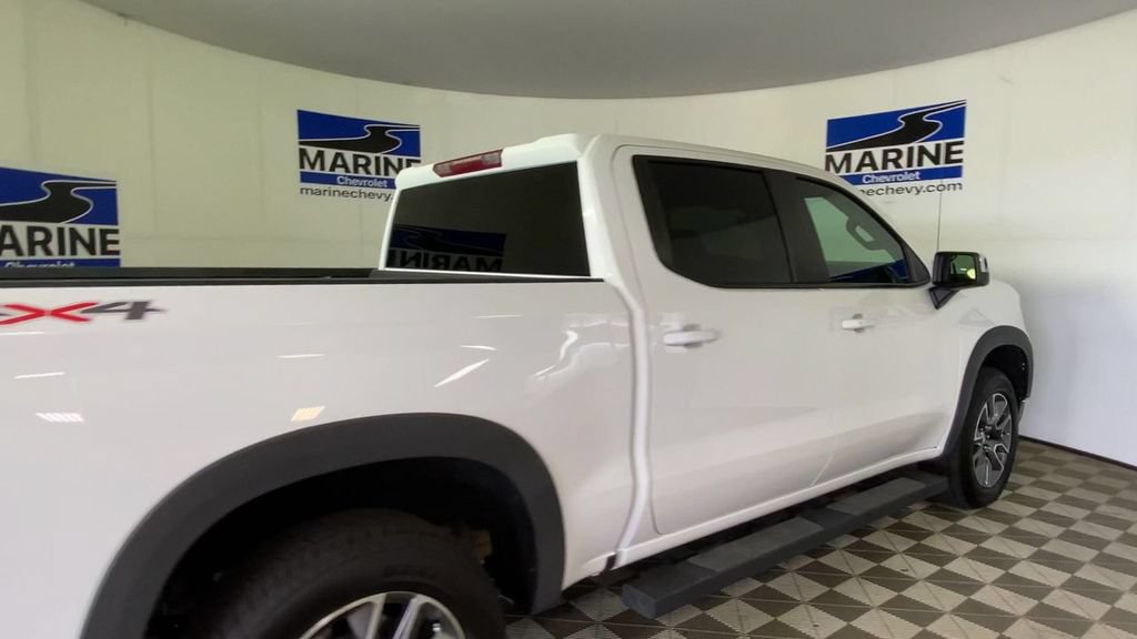 Used 2024 Chevrolet Silverado 1500 LT w/ Protection Package AWD/4WD image 2