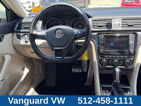 Used 2017 Volkswagen Passat 1.8T R-Line FWD image 21