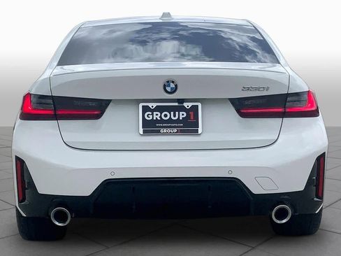 Used 2023 BMW 330i Sedan w/ M Sport Package image 4