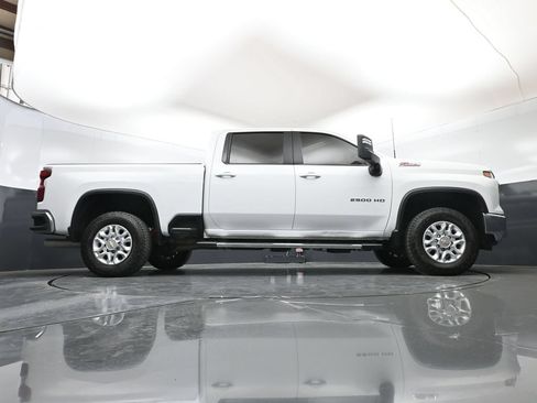 Used 2024 Chevrolet Silverado 2500 LT AWD/4WD image 40