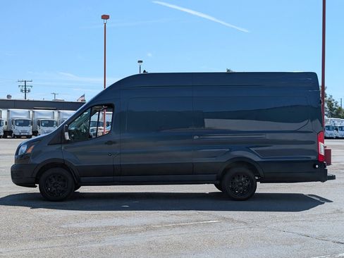 Used 2020 Ford Transit 250 148 High Roof Extended RWD image 4