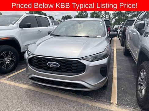 Used 2023 Ford Escape ST-Line w/ Equipment Group 301A FWD image 2