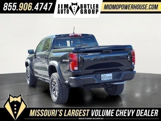 New 2026 Chevrolet Colorado ZR2 w/ Technology Package AWD/4WD image 6