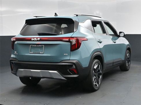 New 2026 Kia Seltos SX w/ SX Sunroof Package image 19