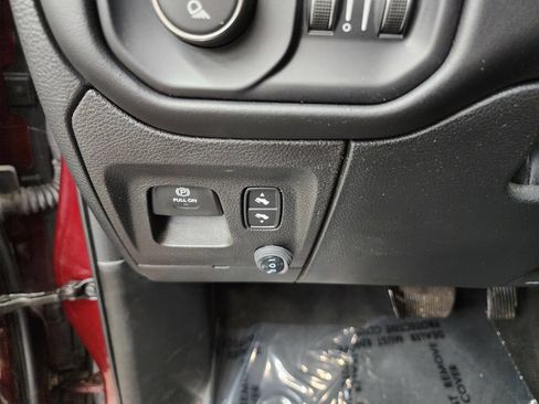 Used 2022 RAM 1500 Limited AWD/4WD image 23