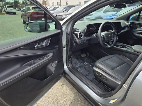 Used 2024 Chevrolet Blazer EV LT image 19