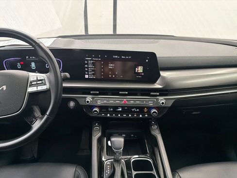 Used 2025 Kia Telluride S FWD image 30