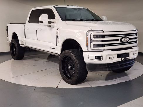 Used 2024 Ford F250 Limited w/ FX4 Off-Road Package AWD/4WD image 6