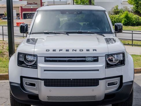 Used 2025 Land Rover Defender 110 S AWD/4WD image 2