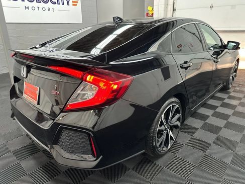 Used 2018 Honda Civic Si image 9