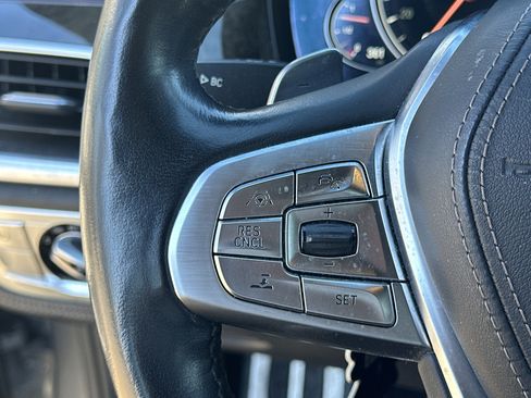 Used 2017 BMW 750i xDrive image 14