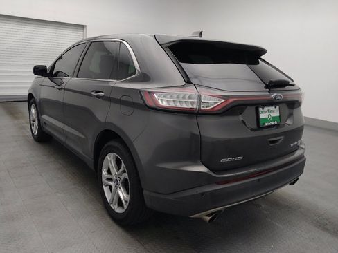 Used 2018 Ford Edge Titanium FWD image 5